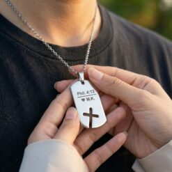 Чоловічий кулон з хрестом